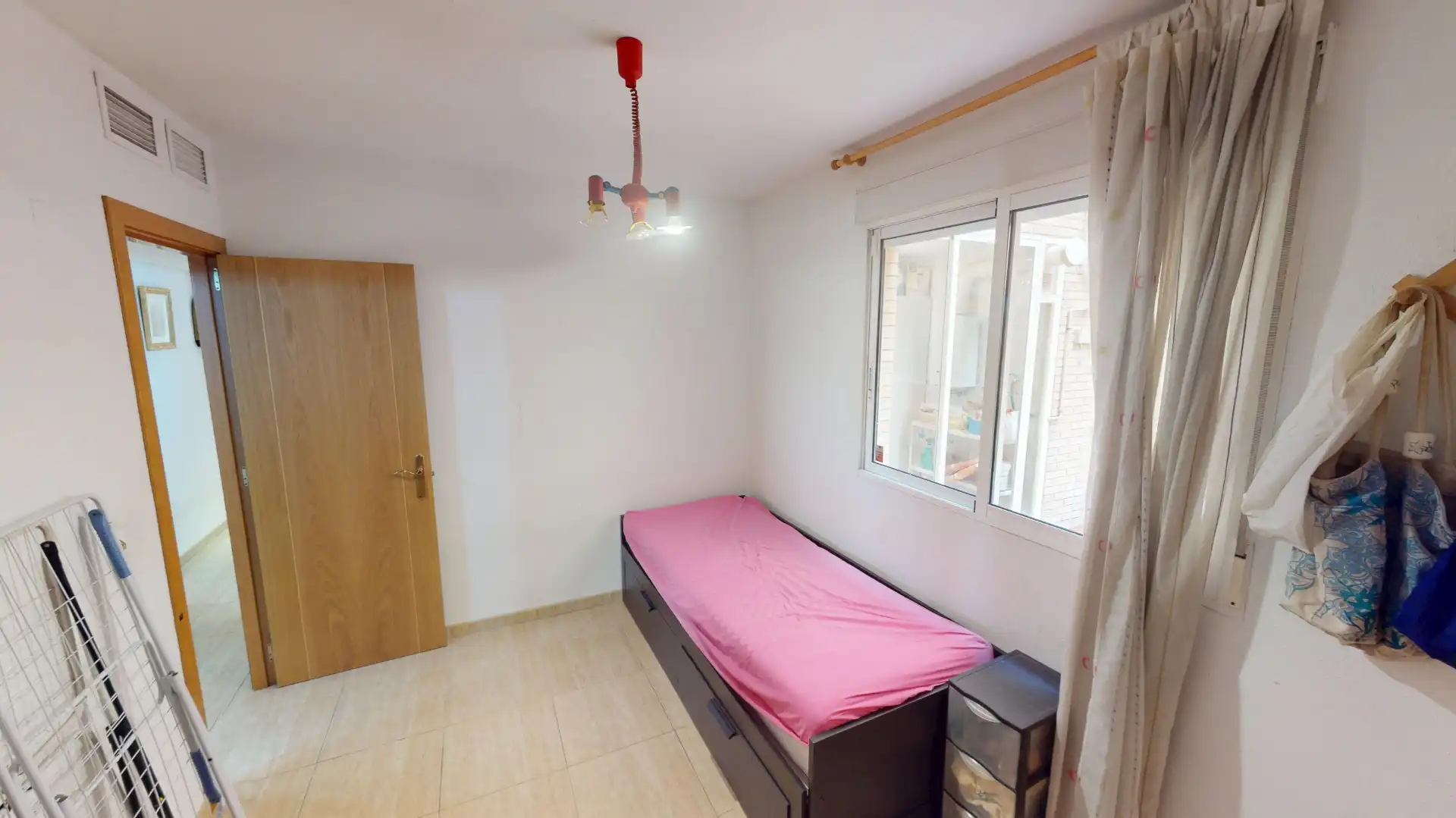 Flat with terrace for sale in Calle de Perú, imagen 6