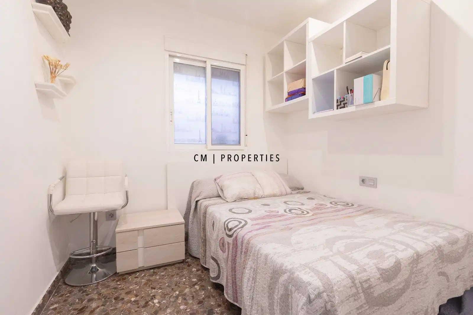 Bedroom of Flat for sale in Valencia  with Air Conditioner, Heating and Terrace