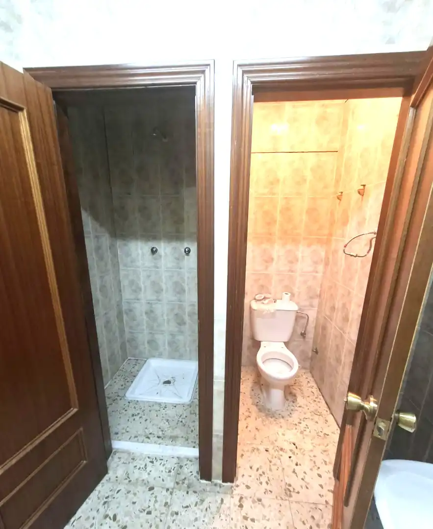 Baño de Nave industrial de alquiler en Sur
