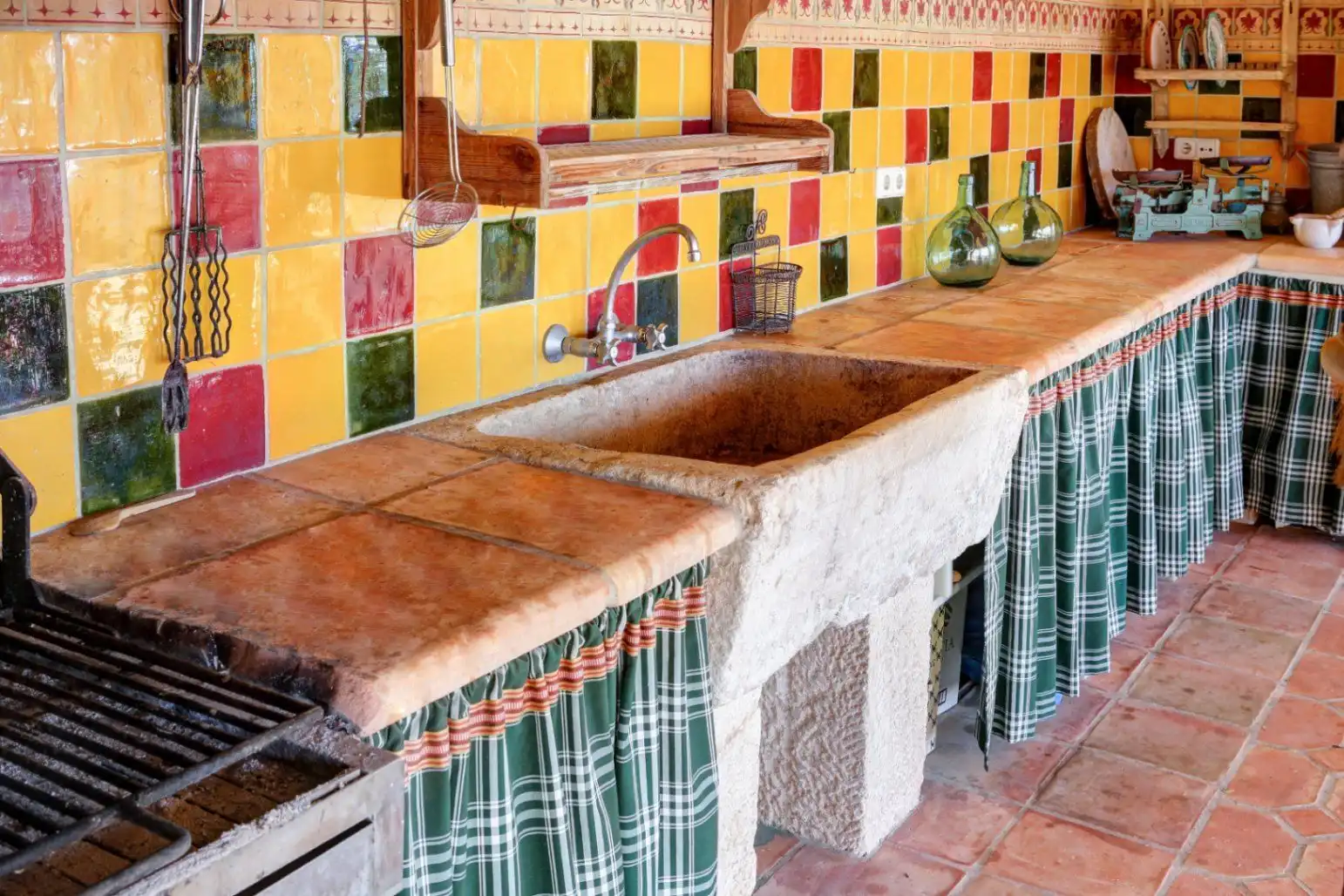 Cuina de Finca rústica en venda en Moraira amb Jardí privat, Traster i Piscina