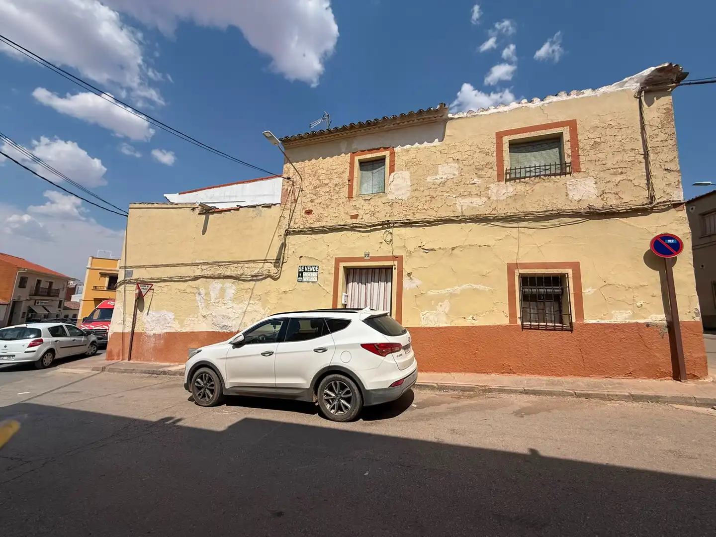 Exterior view of Houses for sale in La Solana    with Storage room