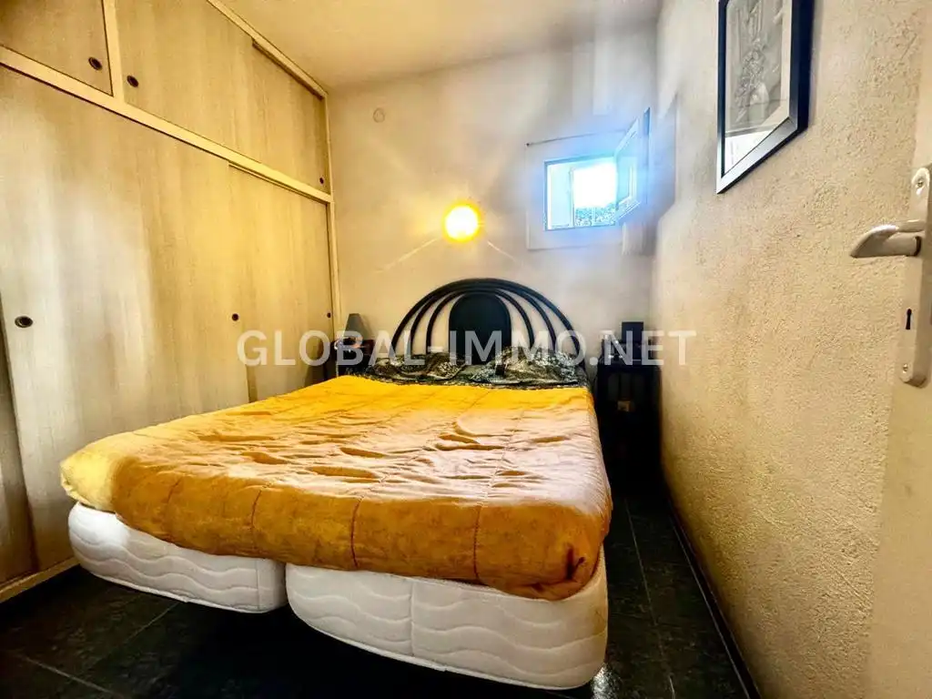 Dormitori de Apartament en venda en Roses amb Aire condicionat, Calefacció i Terrassa