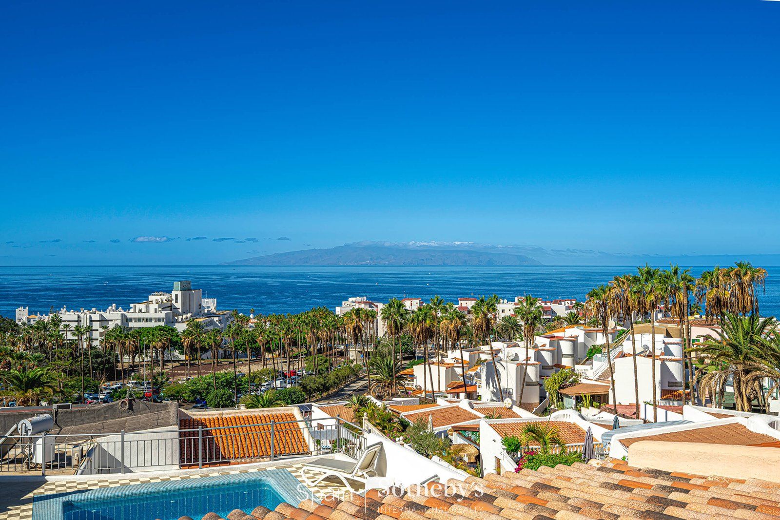 Exterior view of Houses for sale in Adeje  with Air Conditioner, Private garden and Terrace