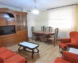 Living room of Flat to rent in Salamanca Capital  with Heating, Terrace and Furnished