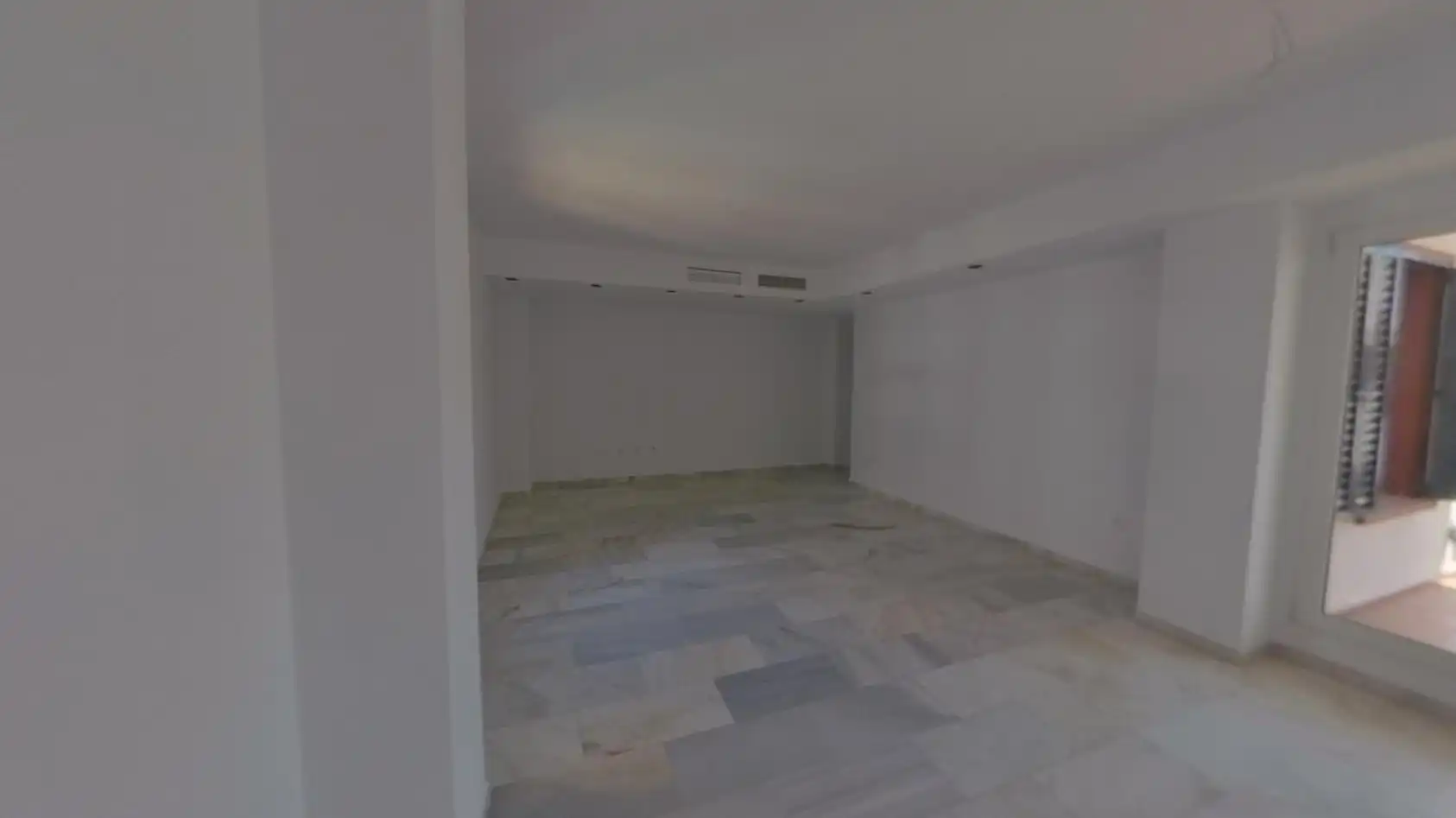 Piso en venta en Benalmádena con Trastero y Piscina