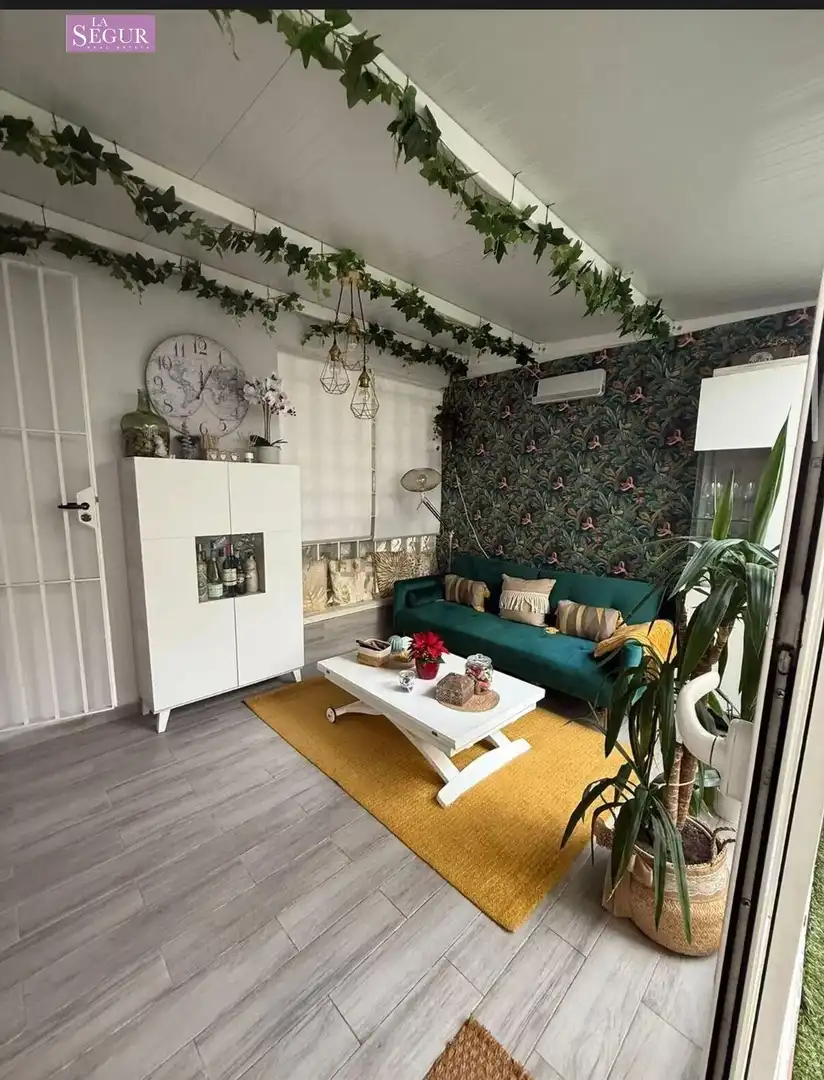Wohnzimmer von Erdgeschoss zum Verkauf in Conil de la Frontera