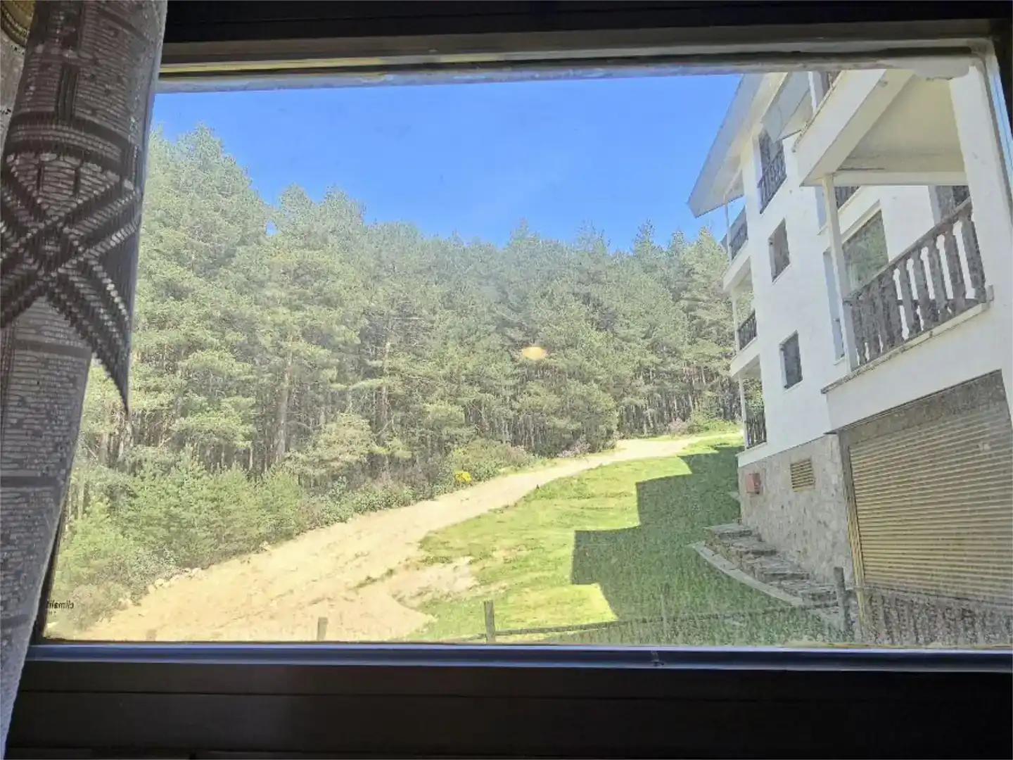 Vista exterior de Pis en venda en Cerezo de Arriba amb Piscina i Moblat