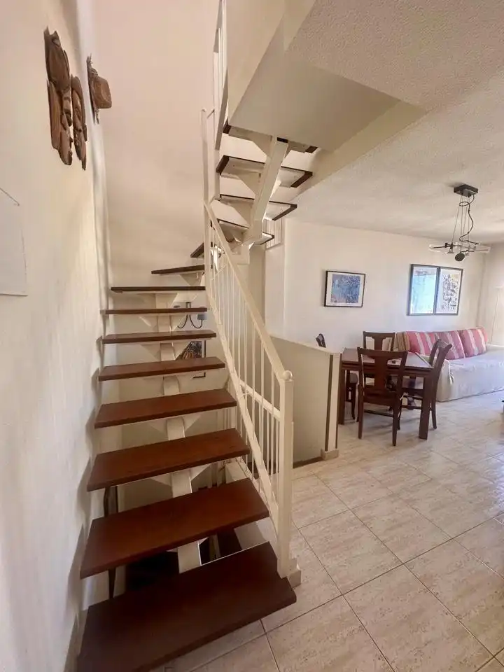 Maisonette zum Verkauf in Adeje mit Terrasse und Möbliert