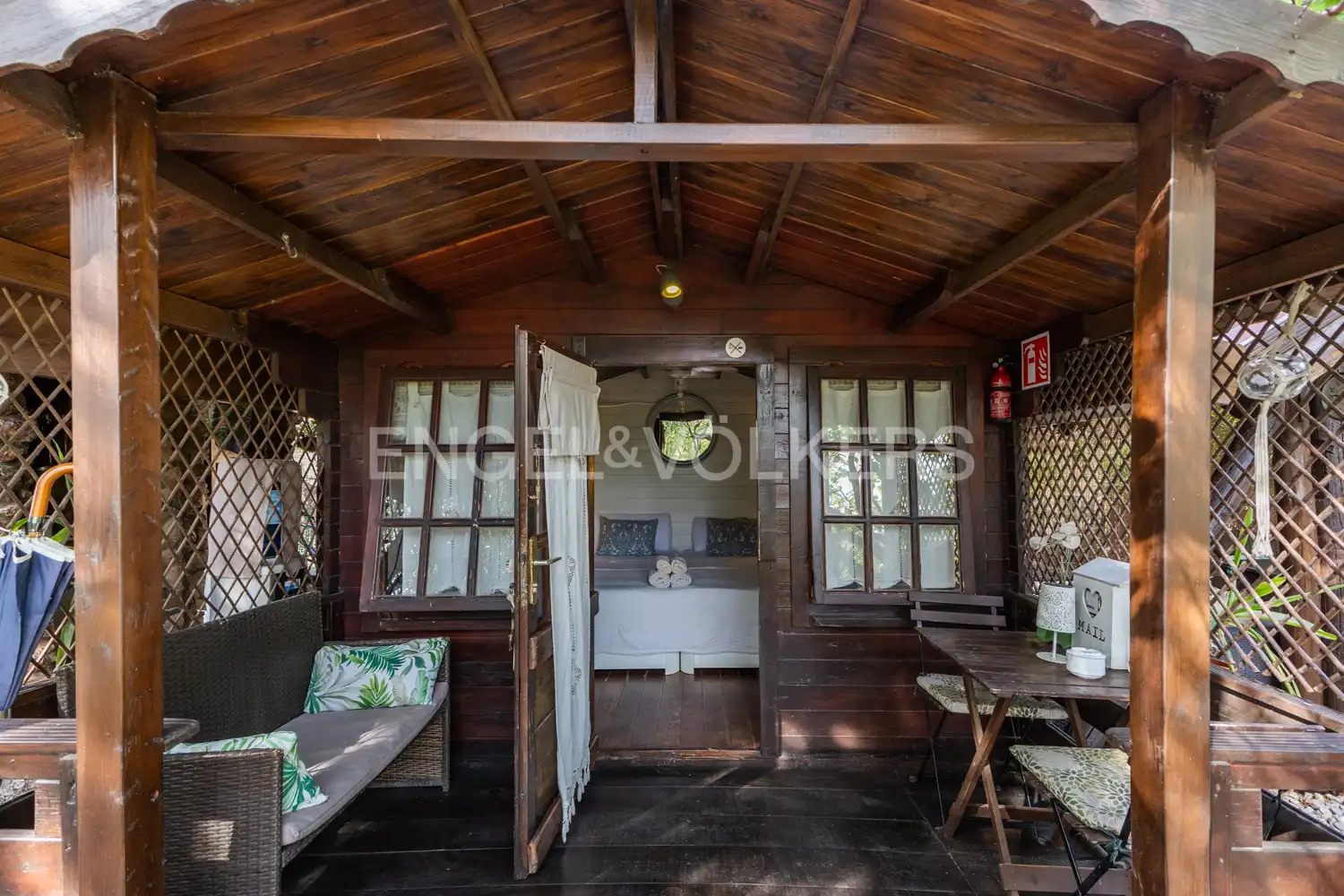 Vista exterior de Casa o chalet en venta en Pedralba con Aire acondicionado, Calefacción y Jardín privado