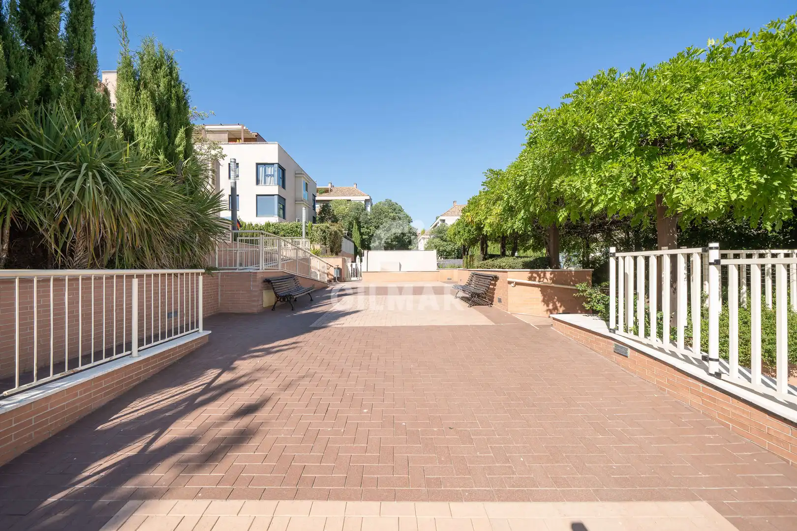 Vista exterior de Ático en venta en Madrid con Calefacción, Jardín privado y Trastero