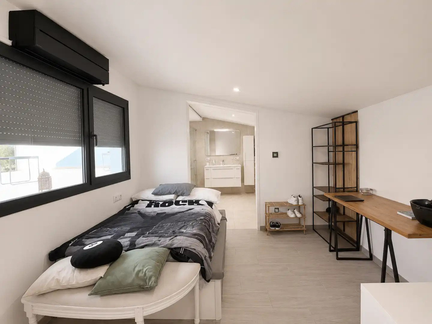 Adosado con piscina en venta en Eixample - Horta Capallera, imagen 23