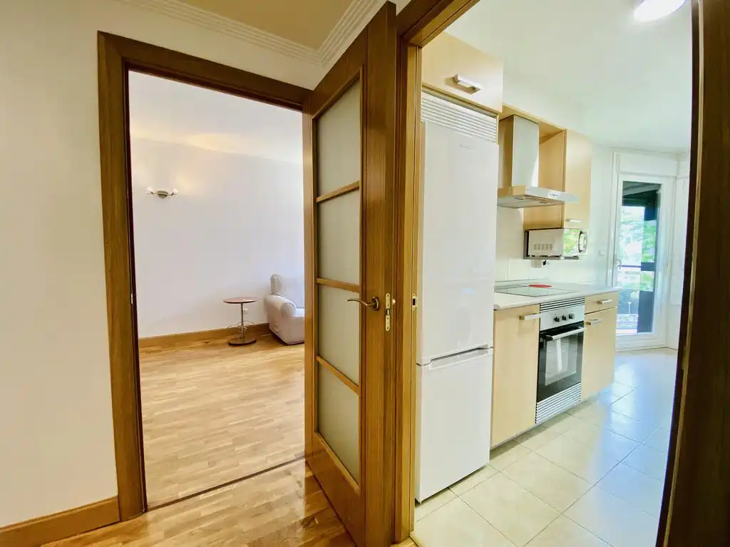Kitchen of Flat for rent in Donostia - San Sebastián   with Heating and Terrace