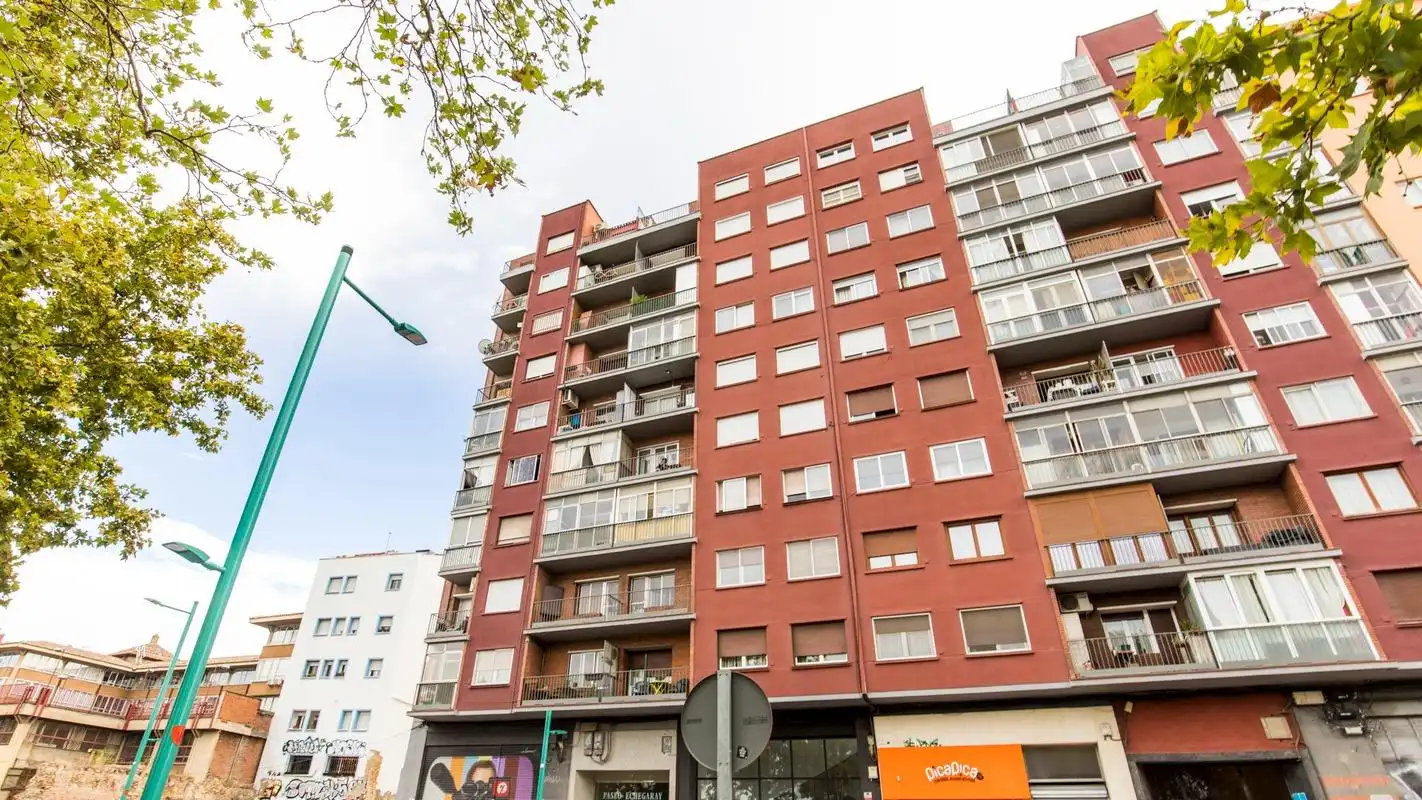 Pis amb ascensor en venda a Paseo de Echegaray y Caballero, imagen 36