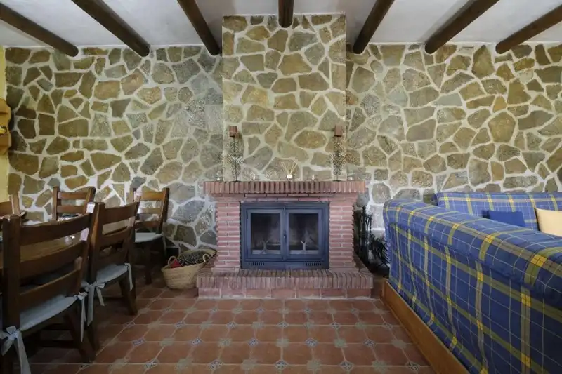 Casa rústica amb jardí en venda a Villamena, imagen 11