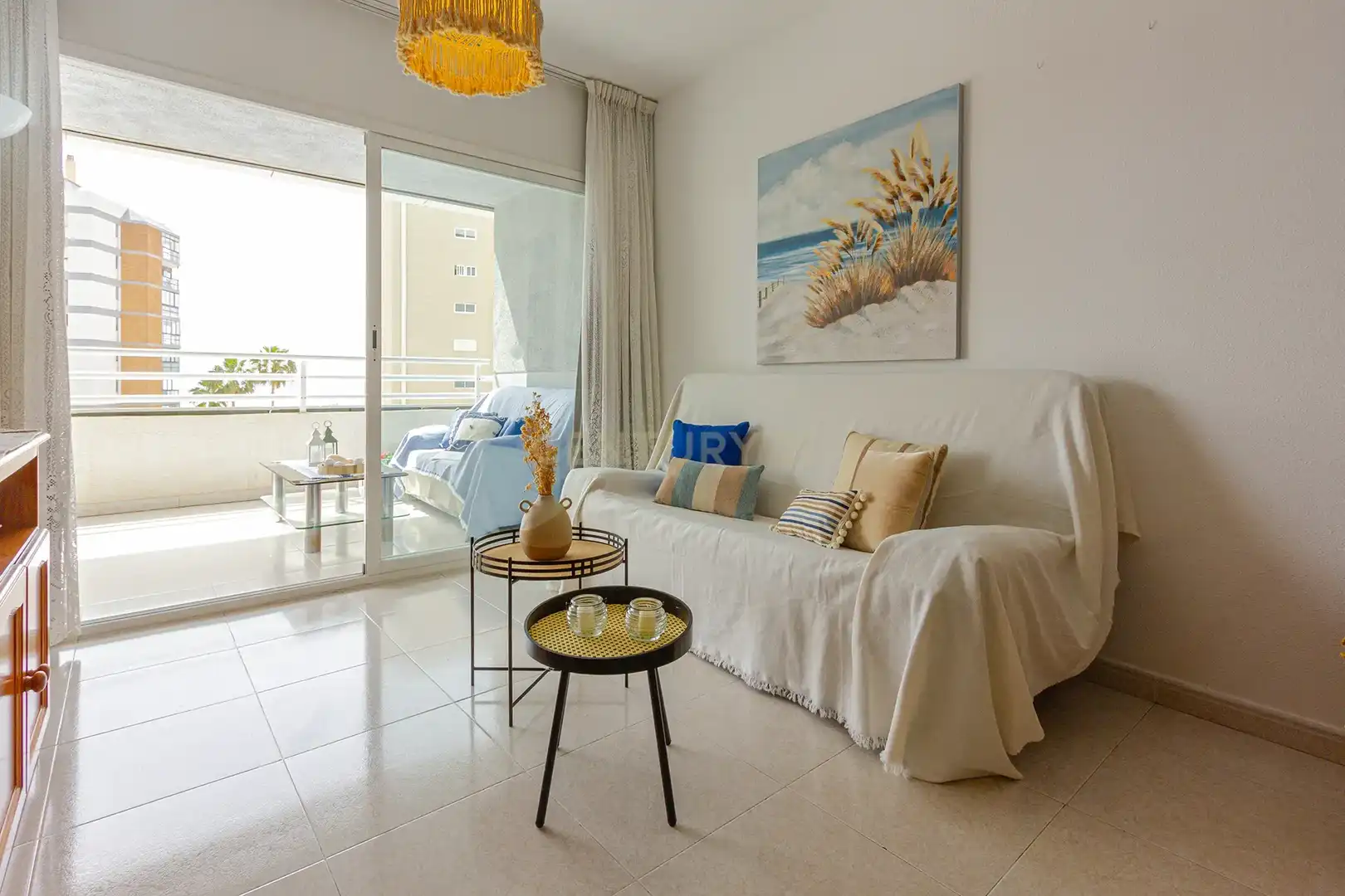 Living room of Apartments for sale in Calpe / Calp  with Air Conditioner, Storage room and Oven