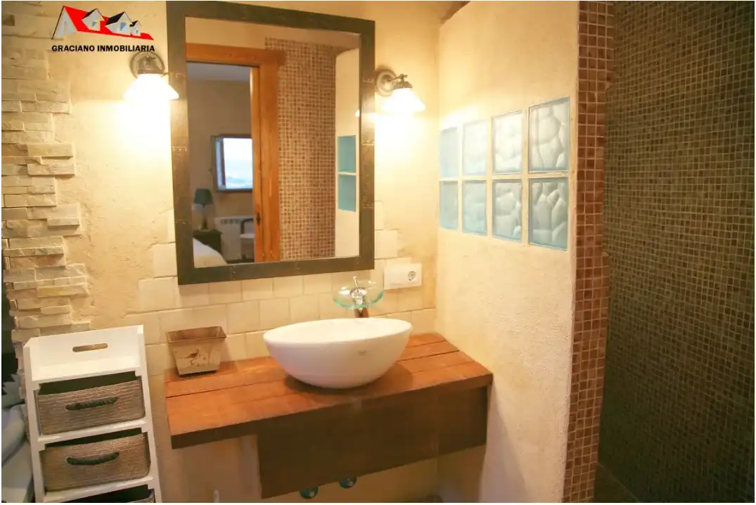 Baño de Dúplex en venta en Chinchilla de Monte-Aragón con Calefacción, Amueblado y Microondas