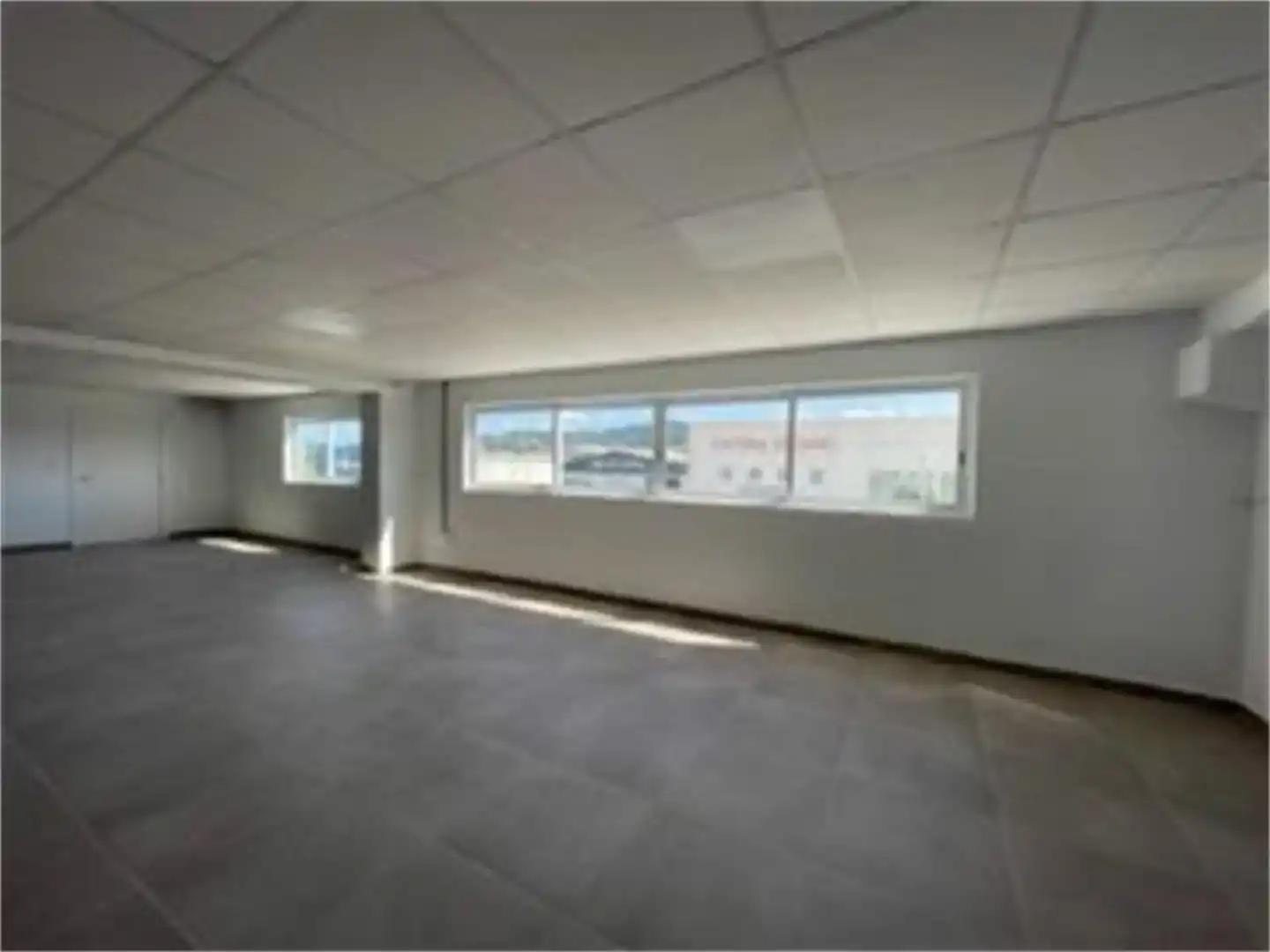 Industrial buildings for rent in Beneixida