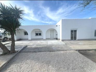 Villa zum Verkauf in Partida Partida Marina
