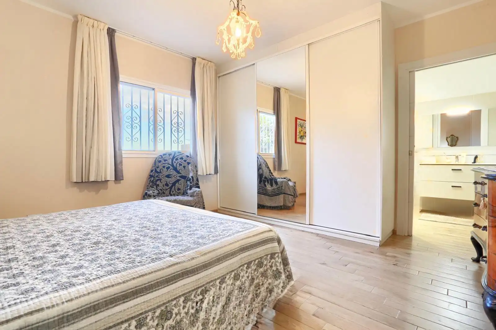 Habitación de Casa o chalet en venta en Arona con Aire acondicionado, Jardín privado y Amueblado