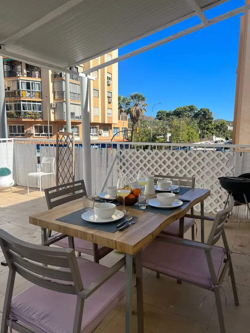 Terraced house with terrace to rent in Calle Blas de Lezo