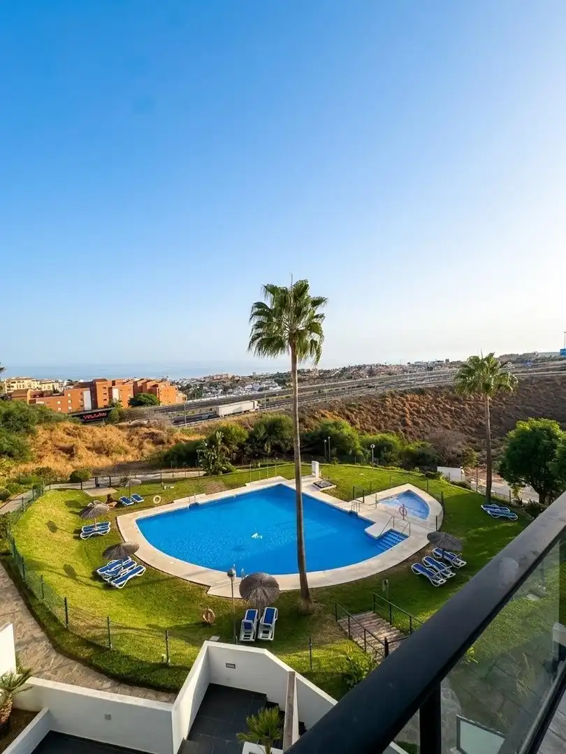 Appartement compact avec piscine à vendre à Riviera del Sol, imagen 2