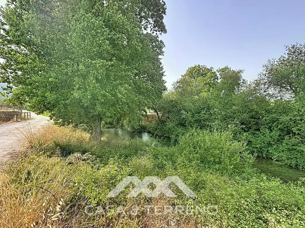 Casa o xalet en venda en El Burgo amb Aire condicionat, Jardí privat i Moblat