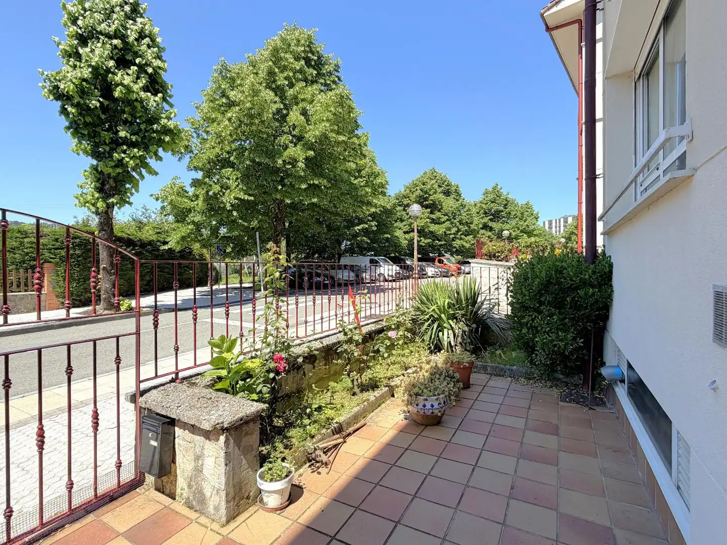 Exterior view of Detached homes for sale in Lasarte-Oria  with Heating, Private garden and Parquet flooring