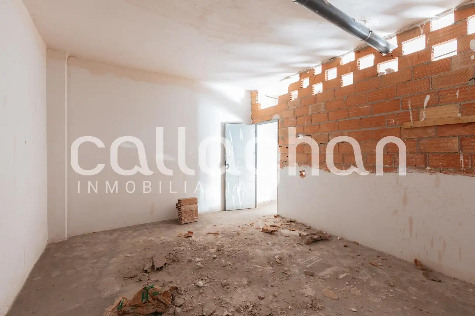 Local en venta en Calle LEOPOLDO PILES ROS, Vara de Quart