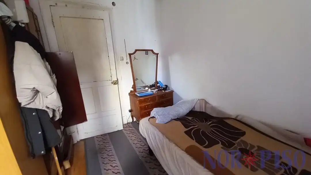 Habitación de Piso en venta en Bilbao  con Balcón