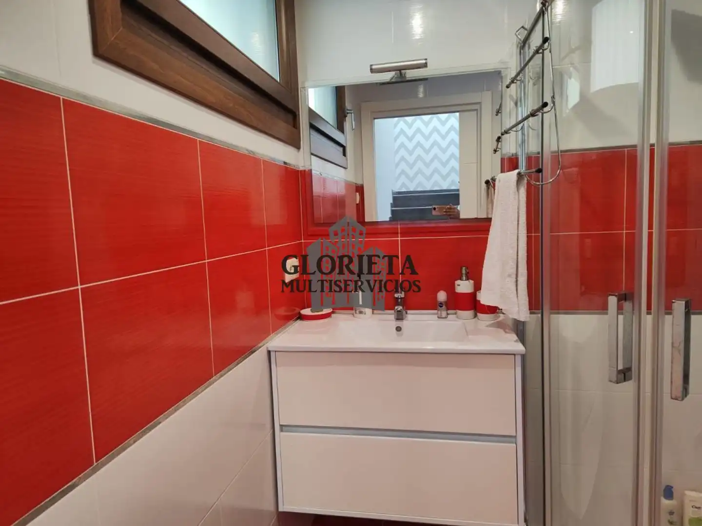 Bany de Casa o xalet en venda en Bueu amb Calefacció, Terrassa i Moblat