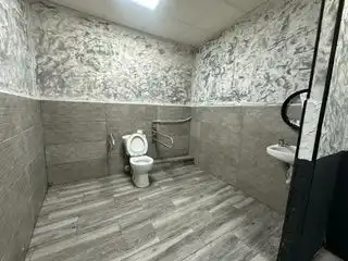 Baño de Local en traspaso en Crevillent con Aire acondicionado y Amueblado