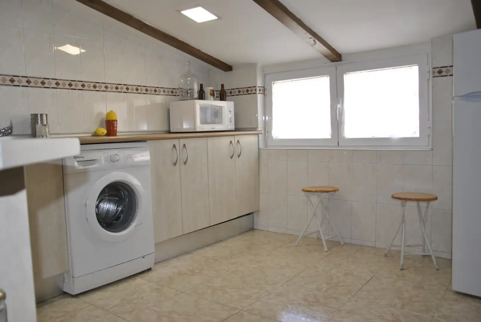 Küche von Wohnung zum Verkauf in Arroyomolinos de la Vera mit Klimaanlage, Heizung und Möbliert