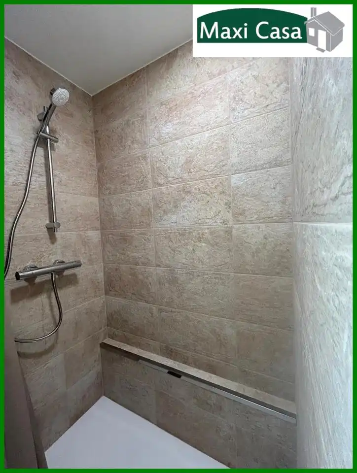 Piso con terraza en venta en Passatge de Maiol, imagen 13