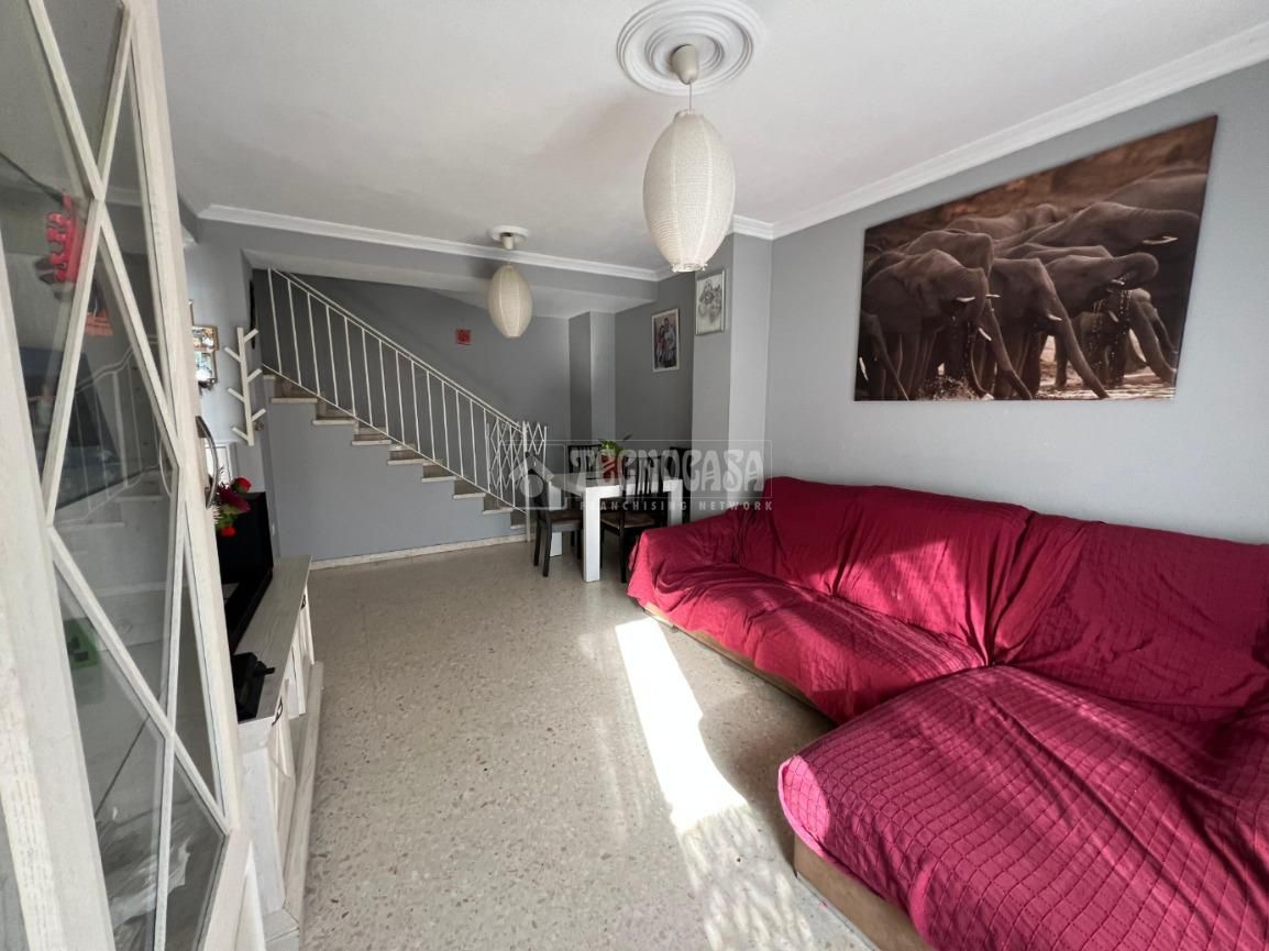 Living room of Flat for sale in Alcalá de Guadaira  with Air Conditioner and Terrace