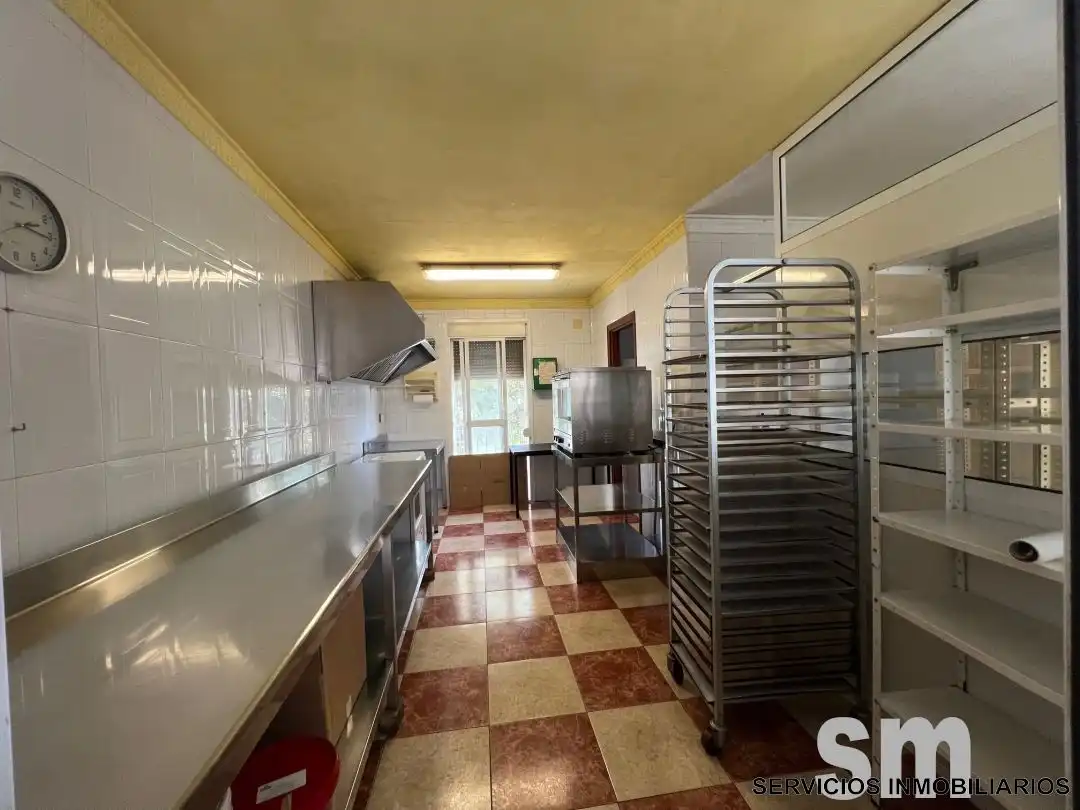 Cocina de Local de alquiler en Ubrique con Amueblado
