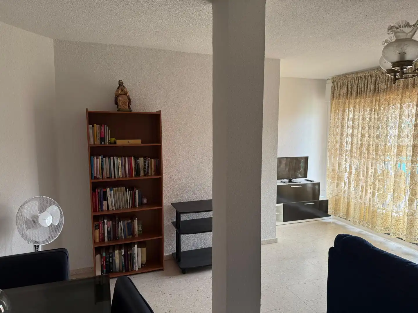 Living room of Flat for share in Granada  with Air Conditioner, Terrace and Furnished