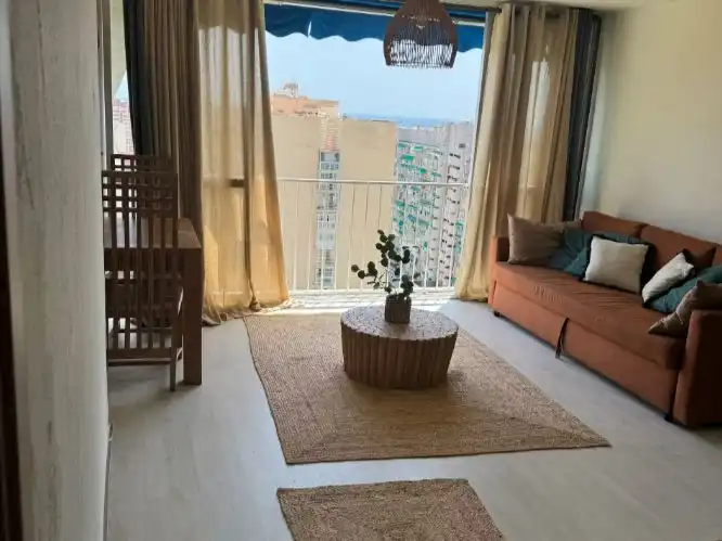 Living room of Flat for rent in Benidorm  with Air Conditioner, Heating and Parquet flooring