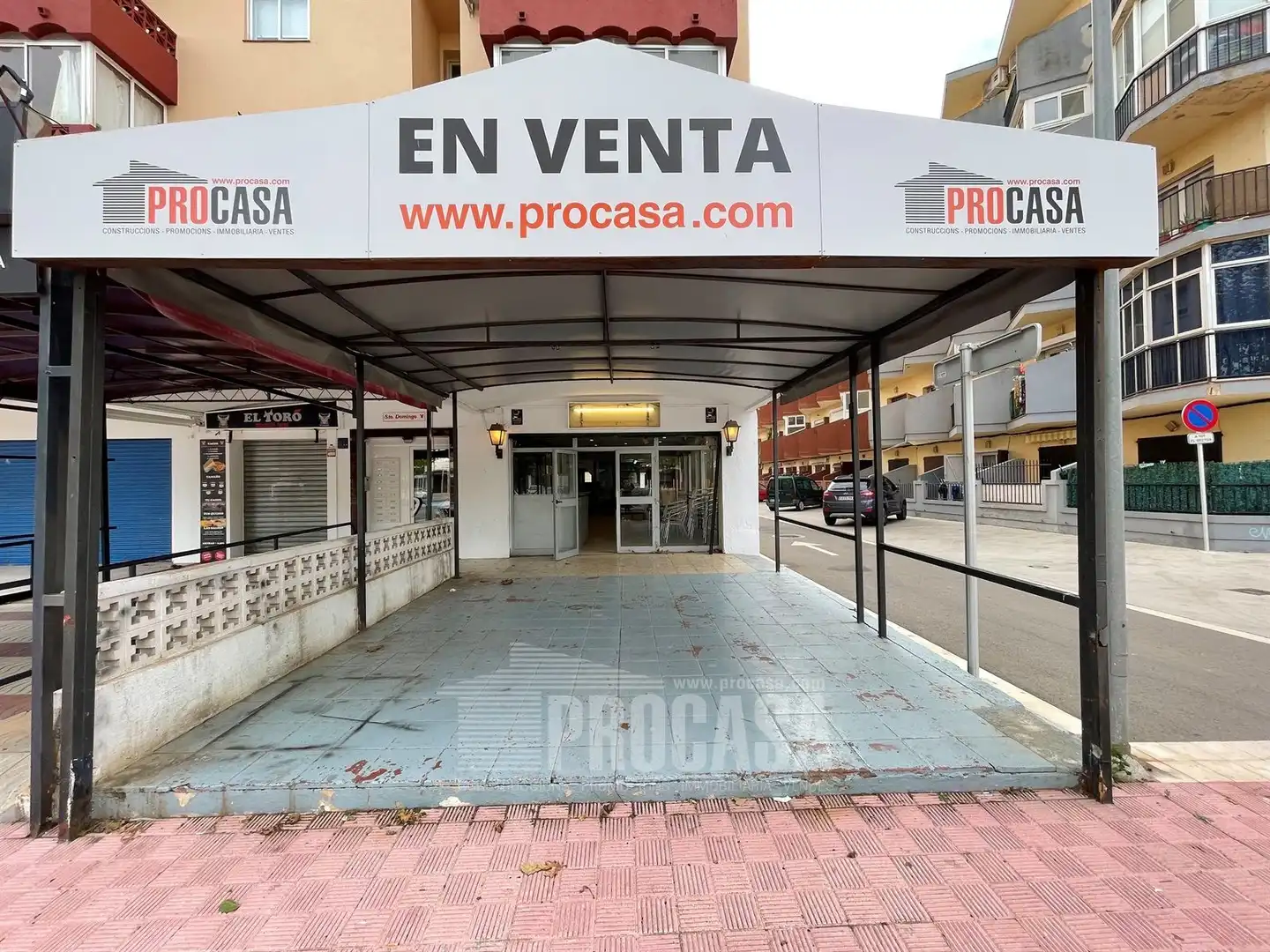 Locale commerciale in vendita a MUGA