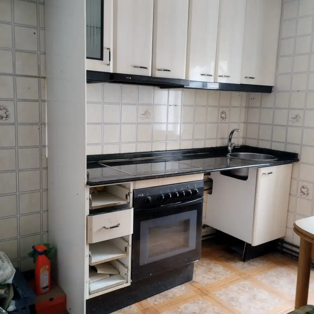 Küche von Wohnung zum Verkauf in  Logroño mit Heizung, Terrasse und Balkon