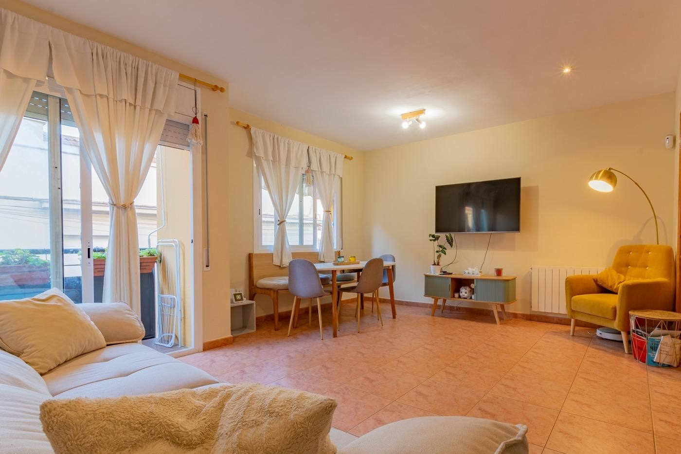 Flat for sale in Carrer PAU CLARIS, 40, Les Roquetes