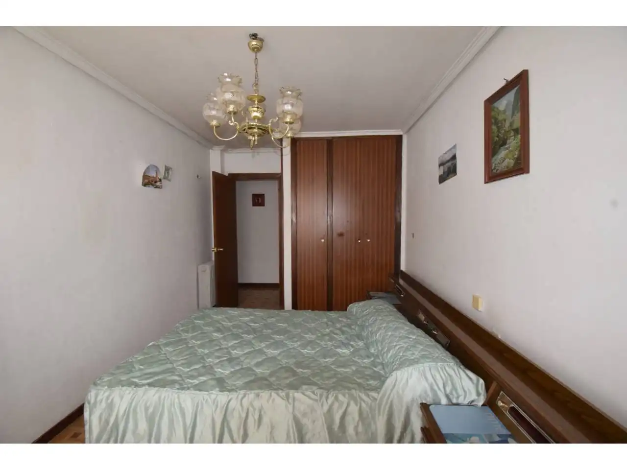 Habitación de Piso de alquiler en León Capital  con Calefacción, Terraza y Trastero
