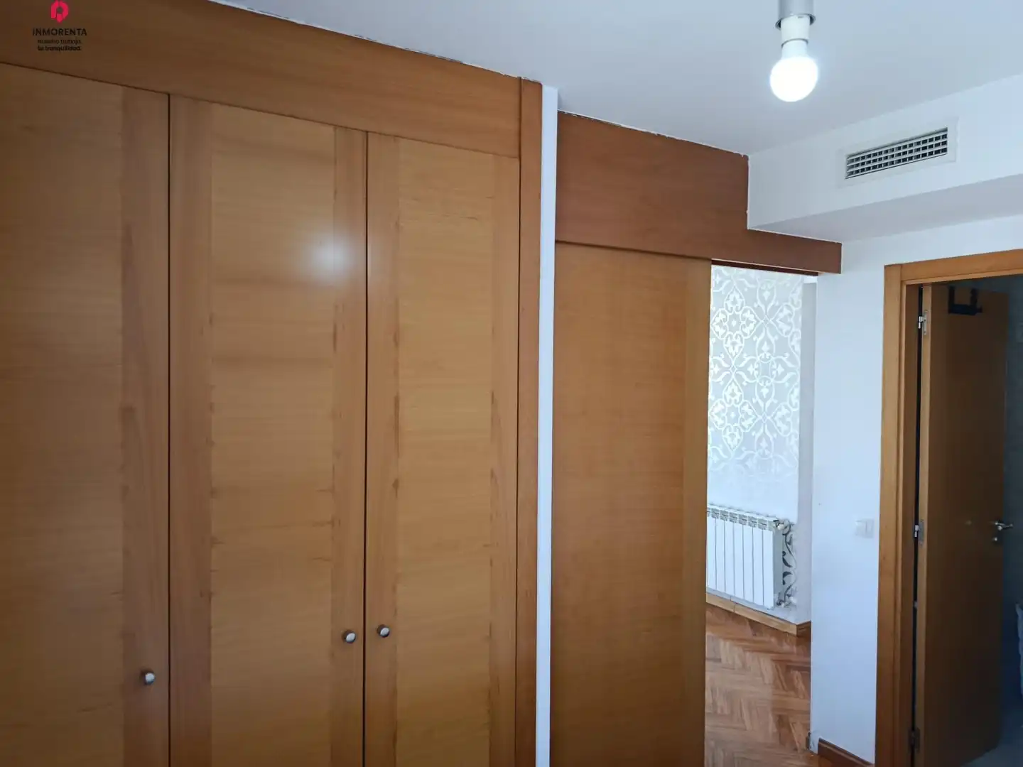Schlafzimmer von Wohnungen zur Miete in Madrid mit Klimaanlage, Heizung und Parkett
