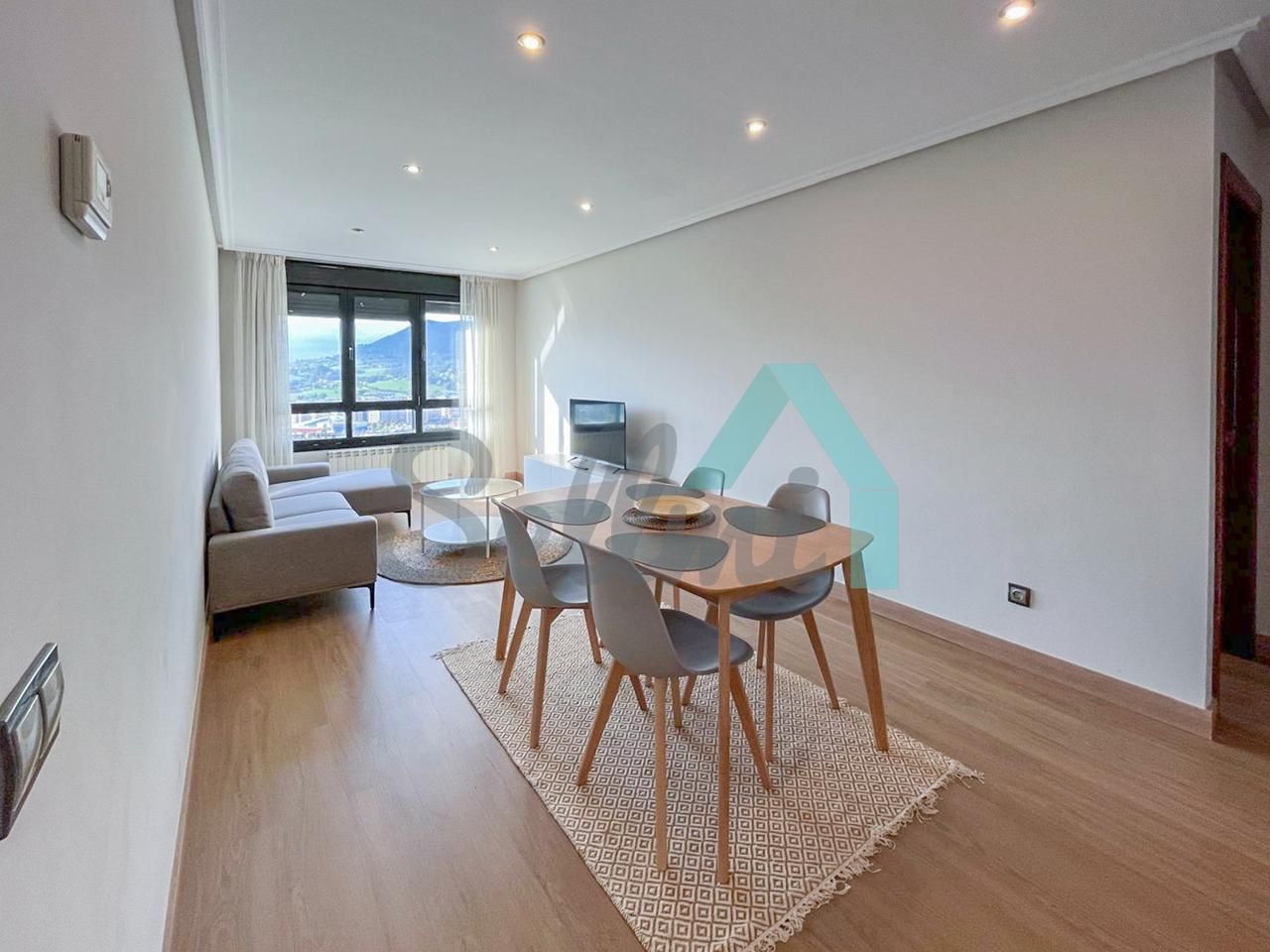 Living room of Flat to rent in Oviedo   with Heating and Furnished