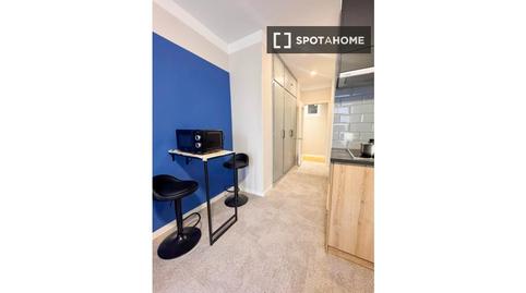 Foto 2 de Estudi per a compartir a Cuatro Caminos - Azca,  Madrid Capital