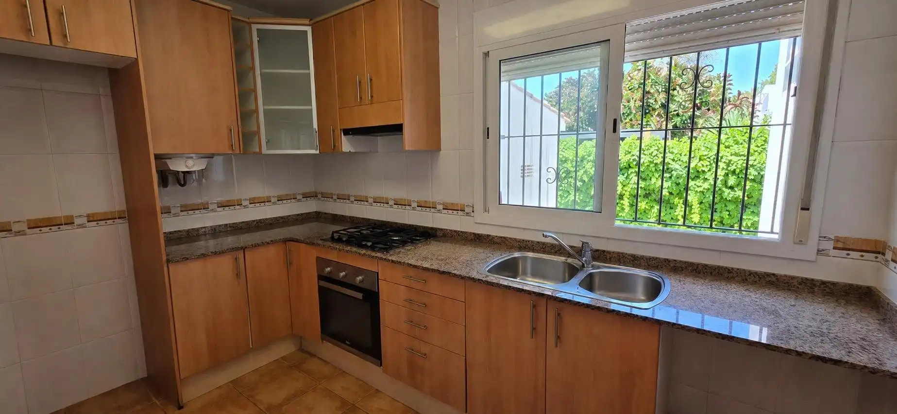 Cocina de Casa o chalet en venta en L'Ametlla de Mar  con Jardín privado, Terraza y Piscina