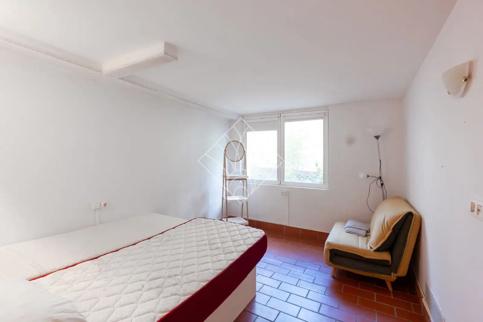 Bedroom of Houses for sale in Barcelona  with Air Conditioner, Heating and Terrace