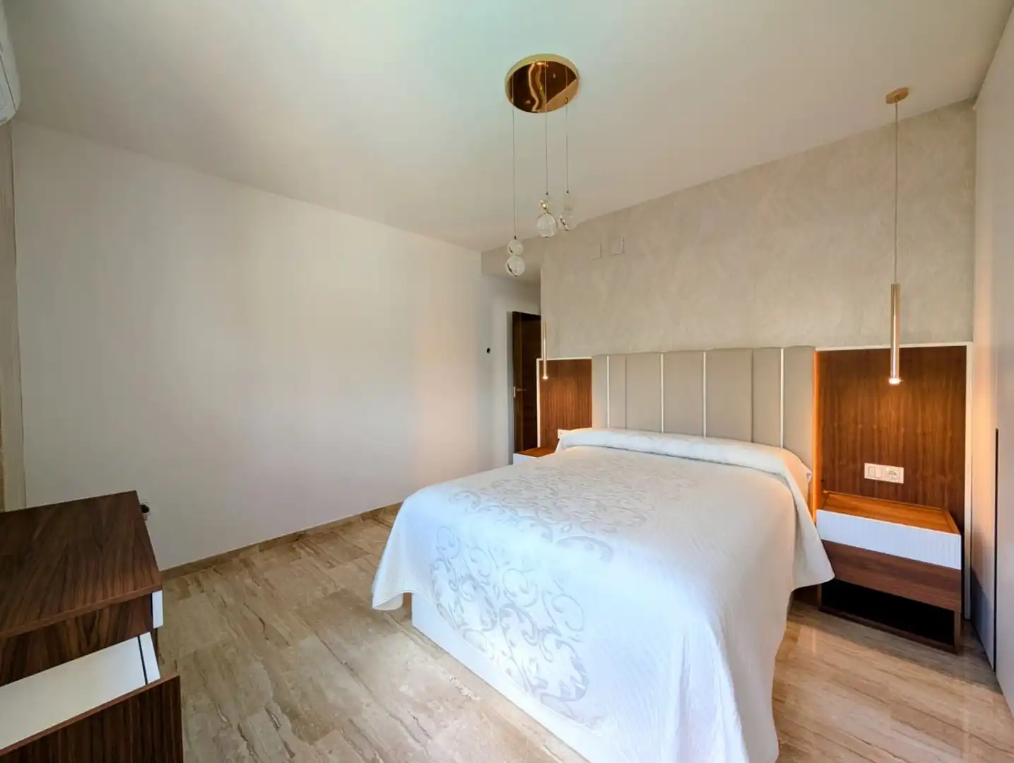 Dormitori de Casa o xalet en venda en Huétor Tájar amb Aire condicionat, Calefacció i Terrassa