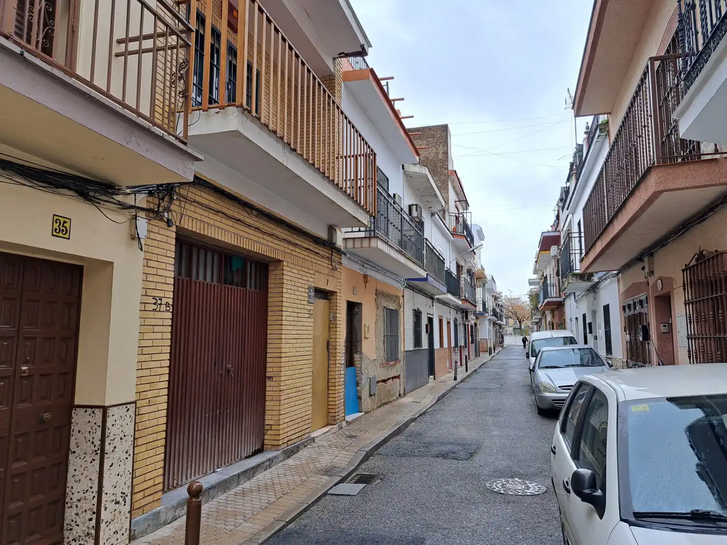 Exterior view of Houses for sale in Sevilla