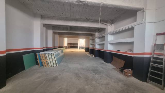 Local comercial en Alquiler en Les Franqueses del Vallès