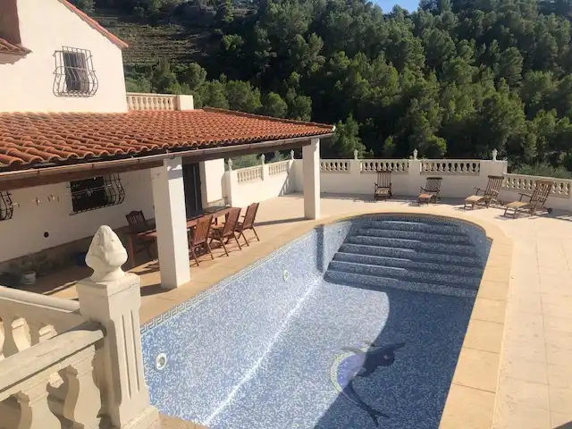 Piscina de Casa o xalet en venda en Tàrbena amb Aire condicionat, Calefacció i Jardí privat